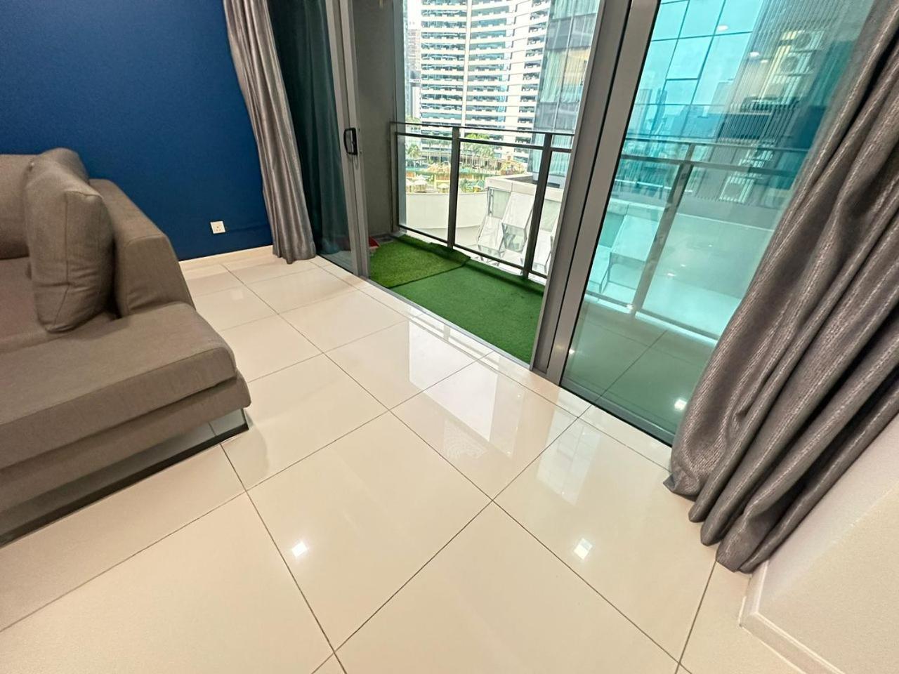 Mercu Summer Suites Klcc By Ab Kuala Lumpur Zewnętrze zdjęcie